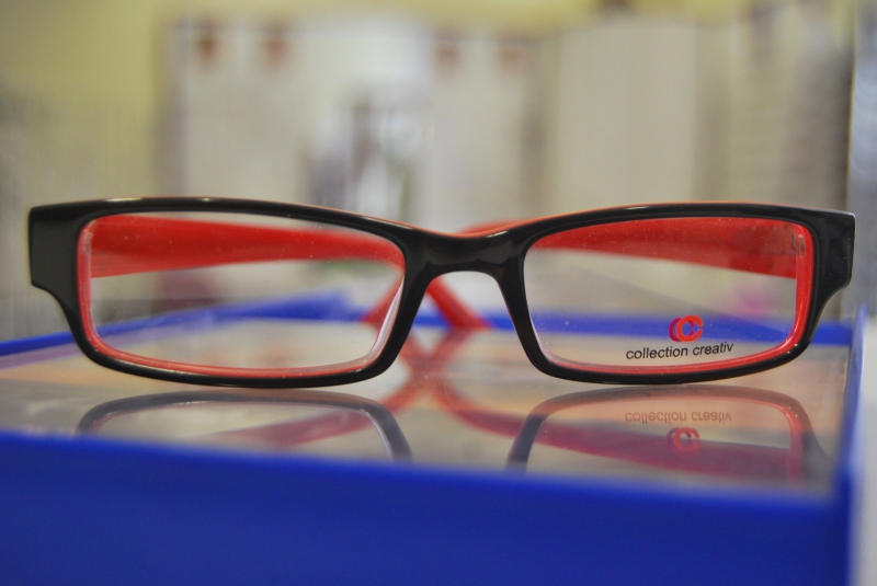 opticien-LA TOUR-min_view-sight-lens-frame-optics-spectacles-1141012-pxhere.com